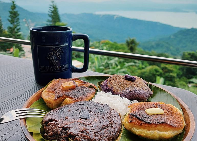 Kuuma Kaakao Kaffe View Bibingka Puto Bumbong