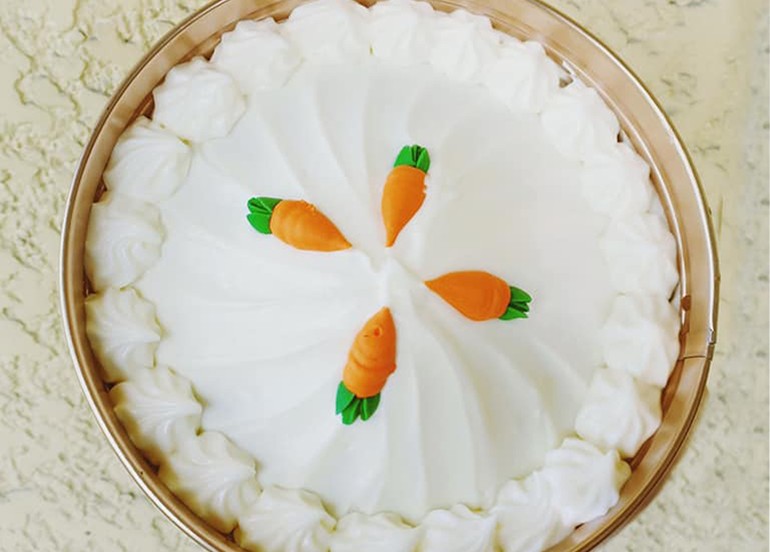 sissy sweets carrot walnut tin cake