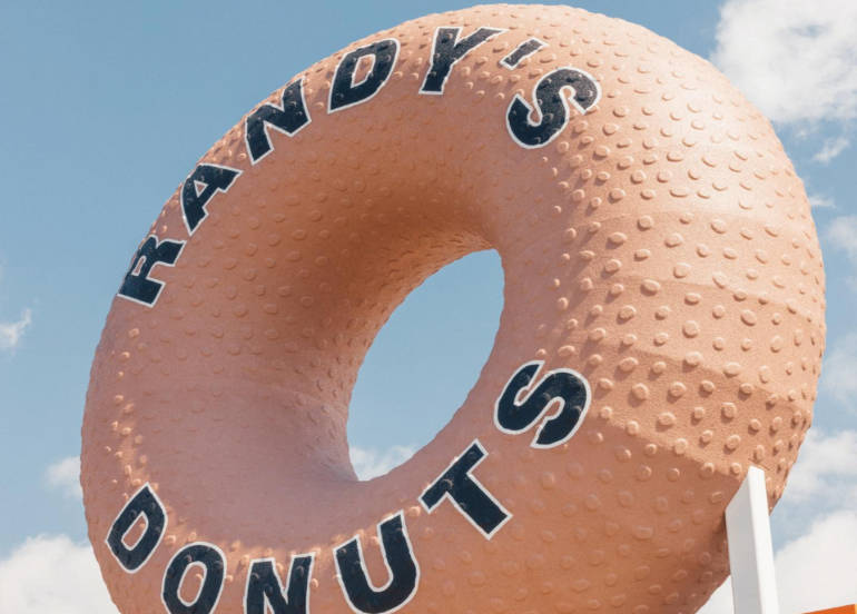 randy's doughnuts manila