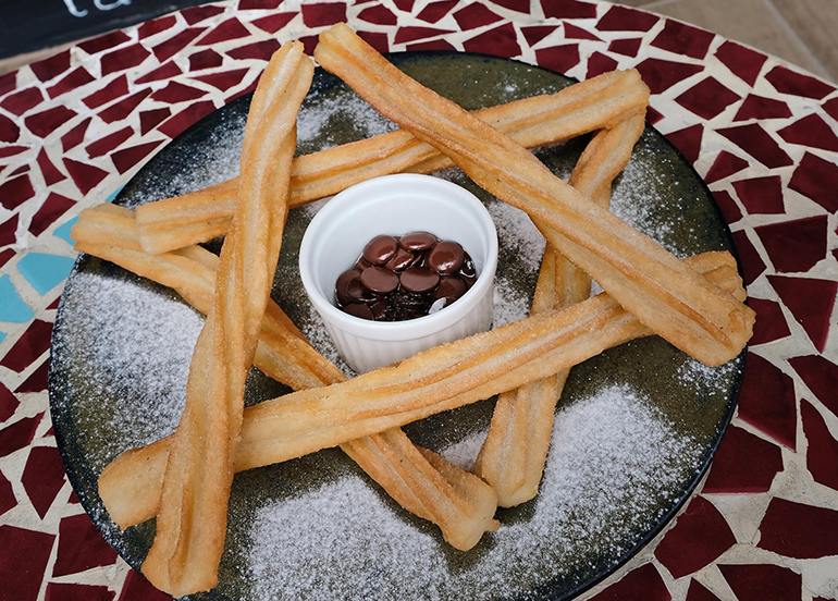 XOCOLAT CHURROS CON XOCOLAT