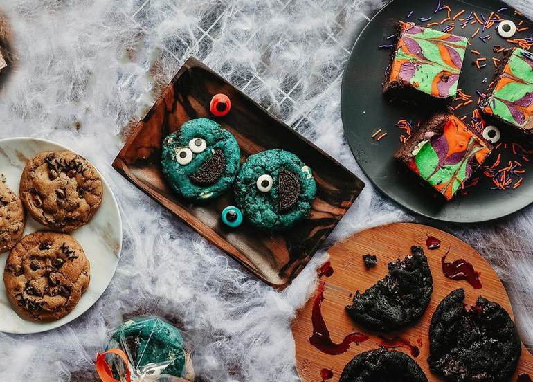 mad batter co. bakery halloween menu