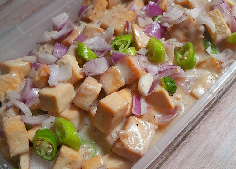 vegan options tofu ala max