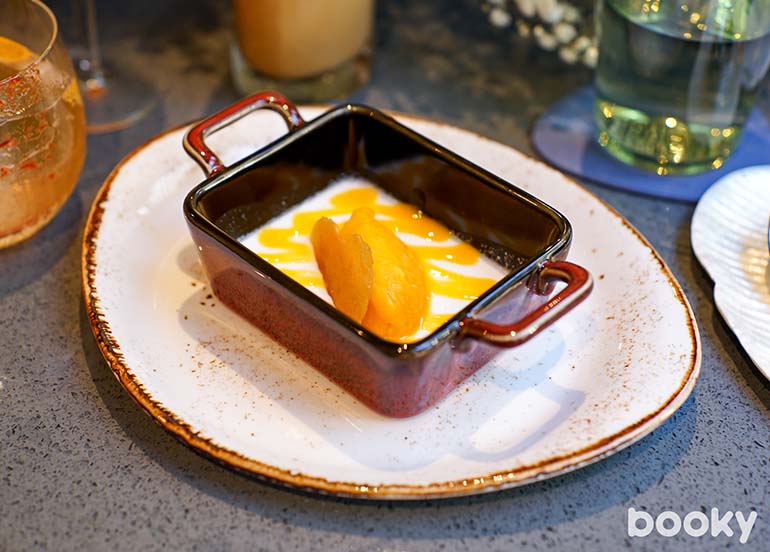 Mango Panna Cotta Eesome