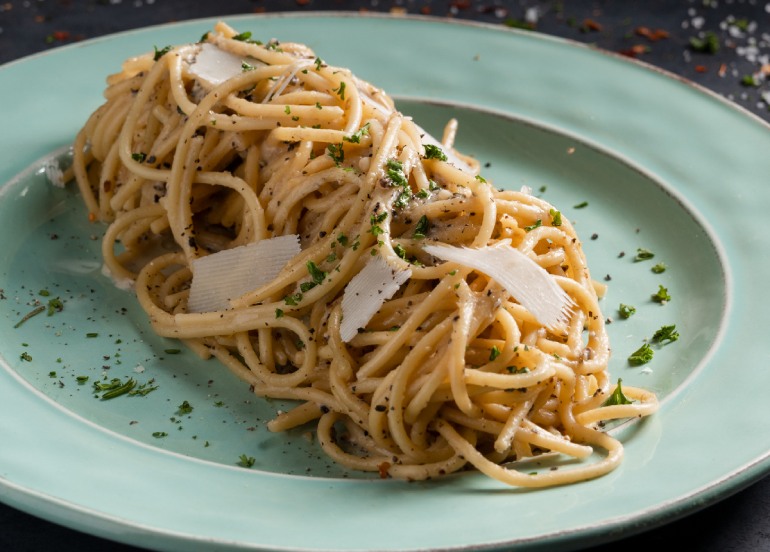 salt and ice bar cacio e pepe