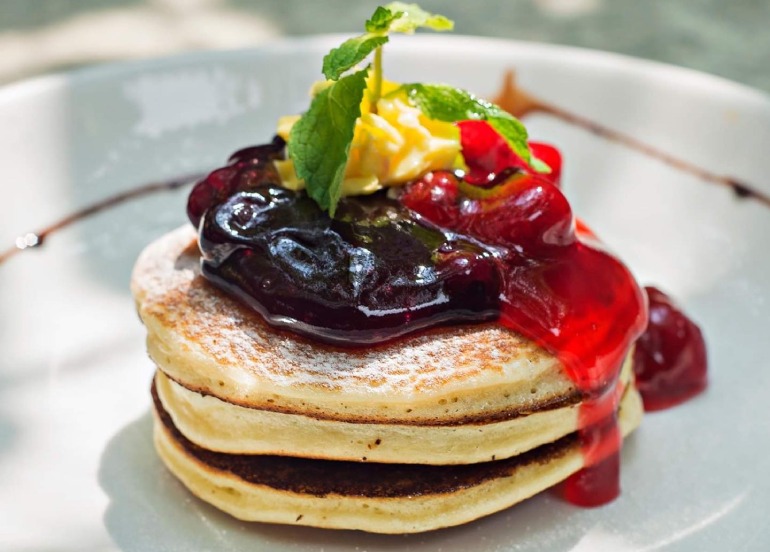 kanto freestyle breakfast blueberry pancakes