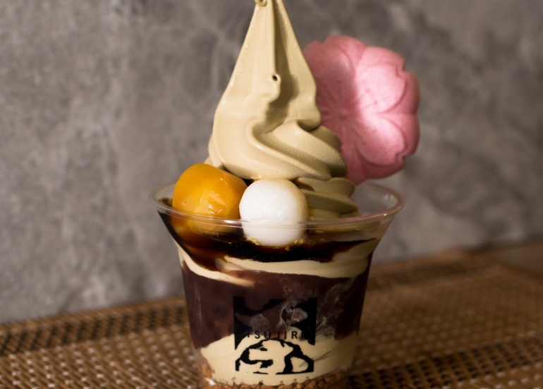 tsujiri hojicha sundae