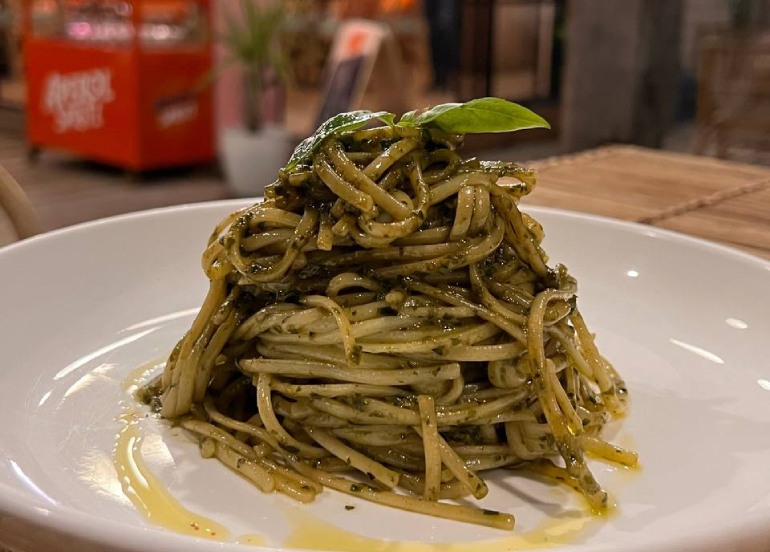 kermit pesto pasta