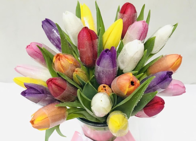 flower delivery philippines holland tulips flower arrangement bouquet
