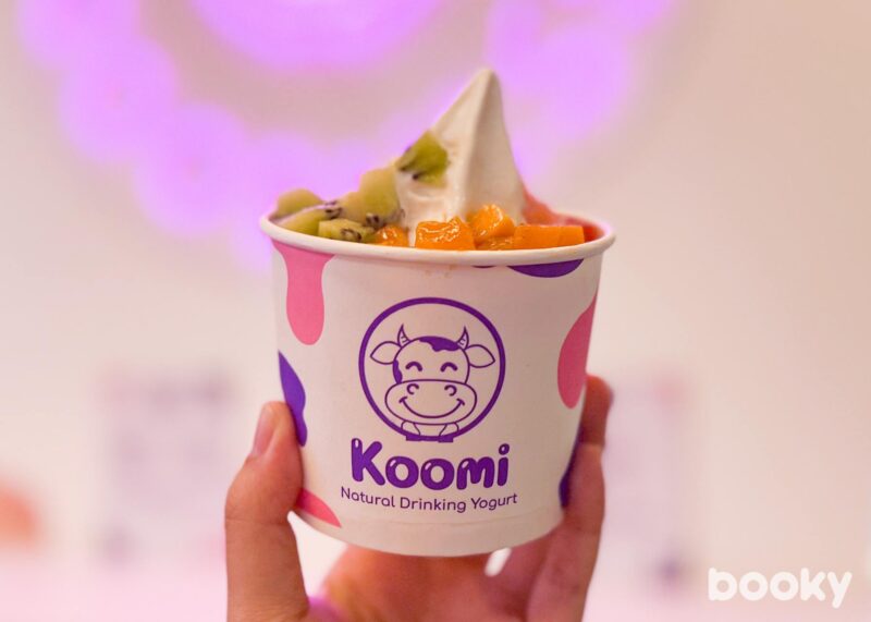 koomi froyo frozen yogurt a fro'pical twist