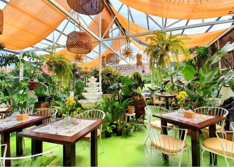 greenhouse cafe tagaytay interior