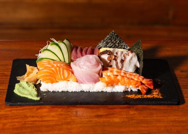 nikkei sashimi platter