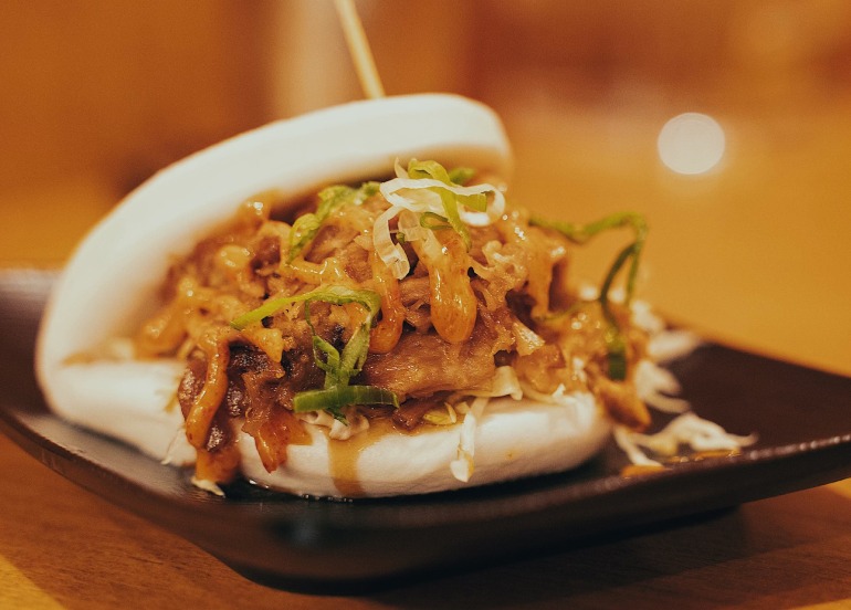 ramen wave pork bao bun