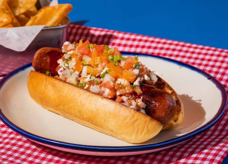 new york cubao public eatery longga hotdog